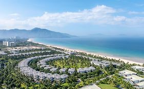 Melia Vinpearl Cam Ranh Beach Resort